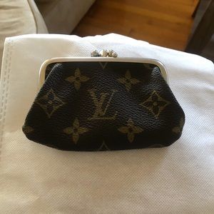 Louis Vuitton Vintage Kisslock Monogram Coin Purse